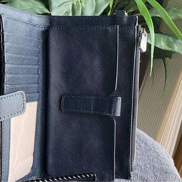 Michael Kors Jet Set Travel Double Zip Wristlet Wallet Signature Black EUC - Picture 12 of 16